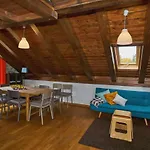 Lantställe Casapirineos *