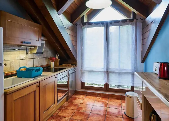 Casapirineos Country house