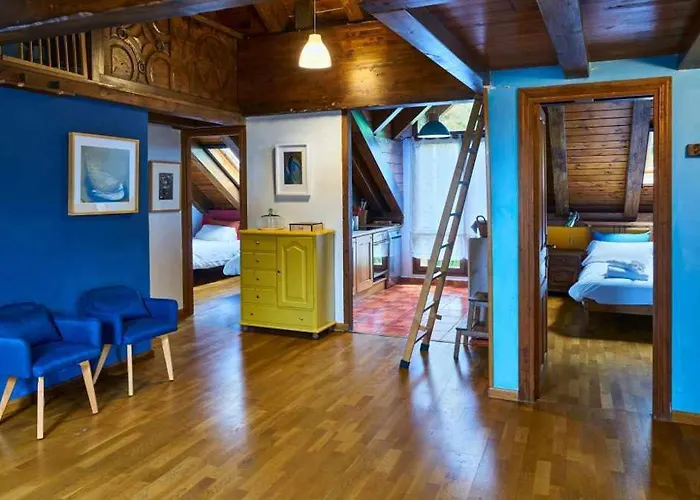 Casapirineos Country house